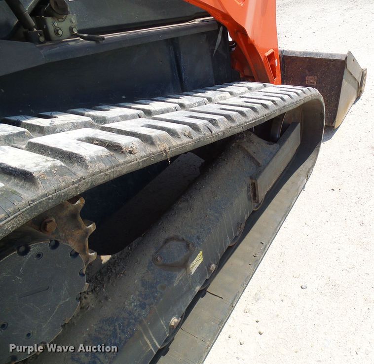 image for item DG5605 Kubota SVL90-2  tracked skid steer loader