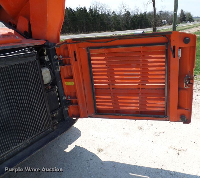 image for item DG5605 Kubota SVL90-2  tracked skid steer loader