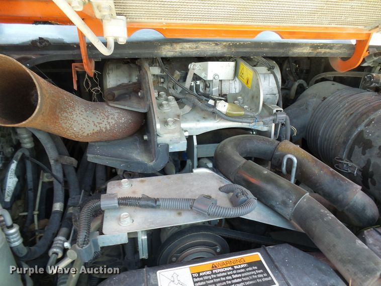 image for item DG5605 Kubota SVL90-2  tracked skid steer loader