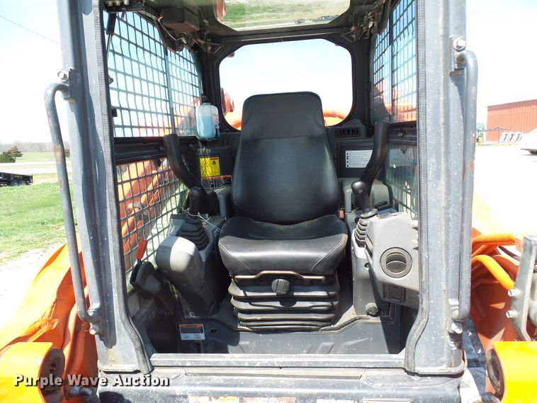 image for item DG5605 Kubota SVL90-2  tracked skid steer loader