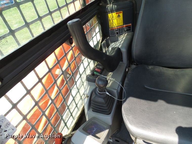 image for item DG5605 Kubota SVL90-2  tracked skid steer loader