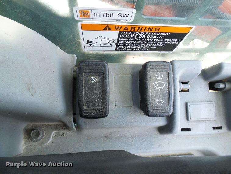 image for item DG5605 Kubota SVL90-2  tracked skid steer loader