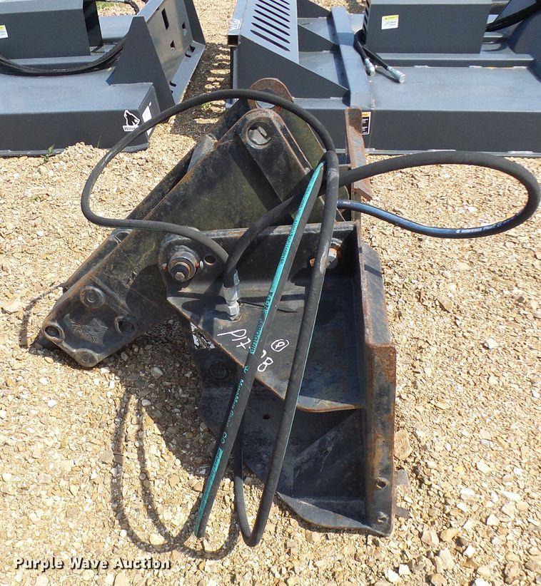 image for item DG5607 Bobcat skid steer breaker