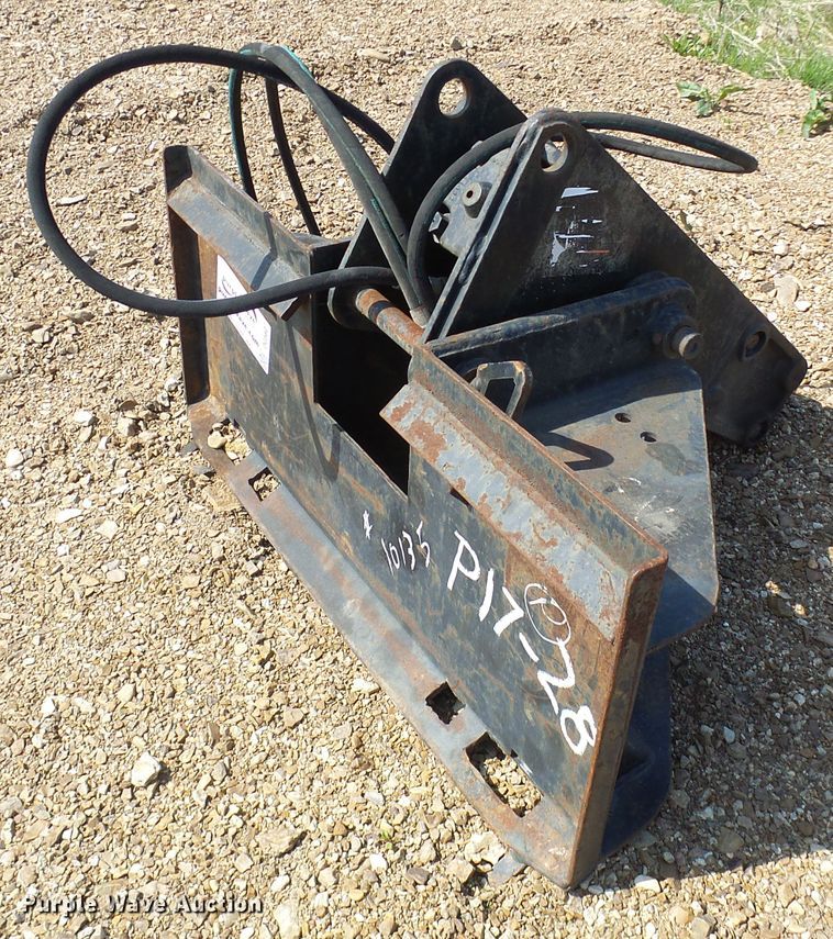 image for item DG5607 Bobcat skid steer breaker
