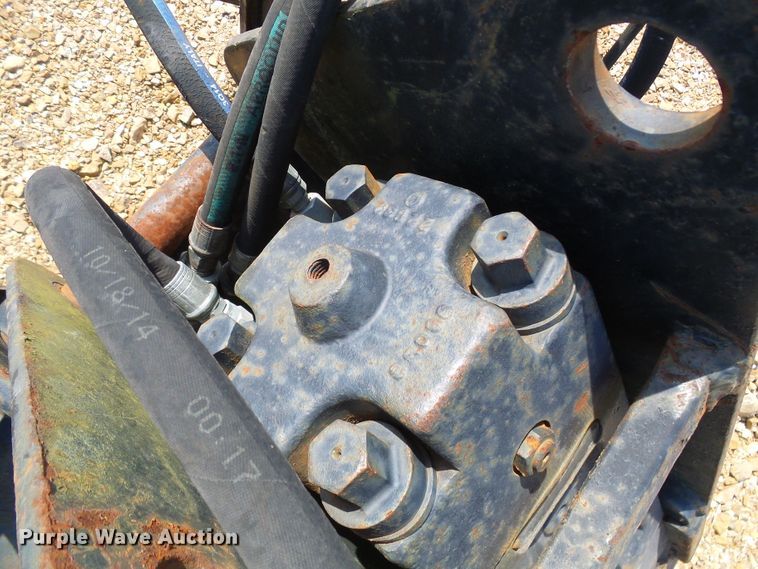 image for item DG5607 Bobcat skid steer breaker