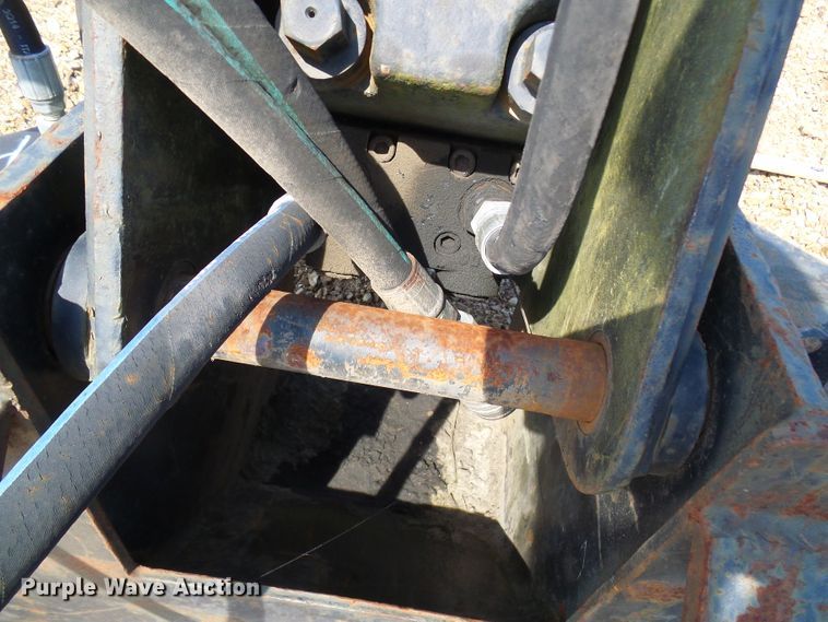 image for item DG5607 Bobcat skid steer breaker