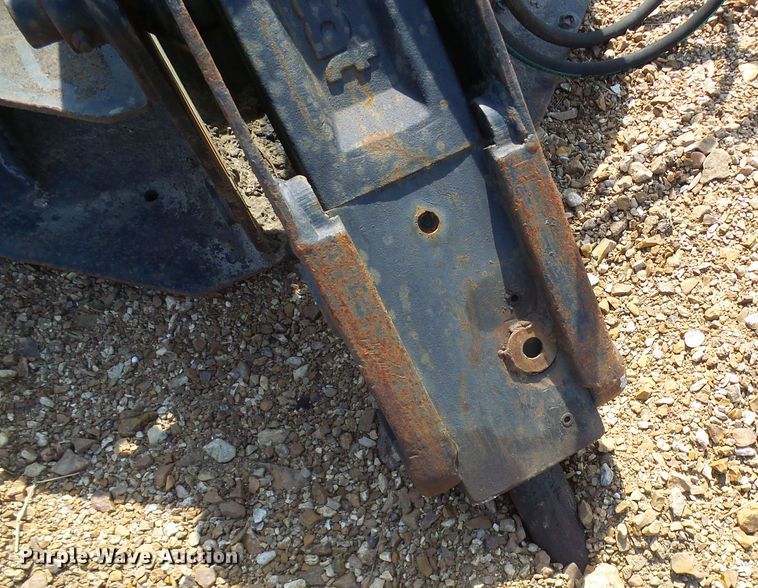 image for item DG5607 Bobcat skid steer breaker