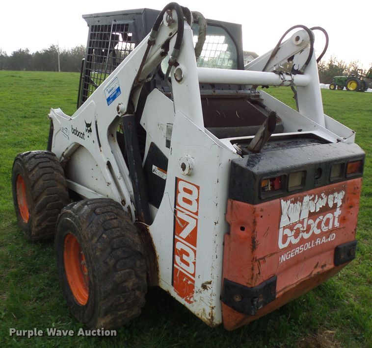 image for item DG5613 Bobcat 873  skid steer