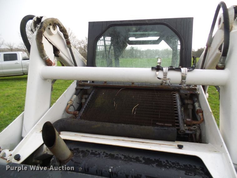 image for item DG5613 Bobcat 873  skid steer