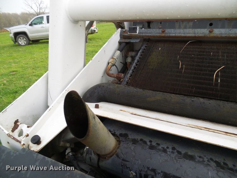 image for item DG5613 Bobcat 873  skid steer