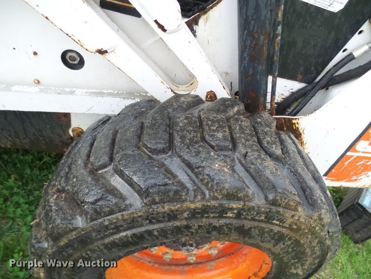 image for item DG5613 Bobcat 873  skid steer