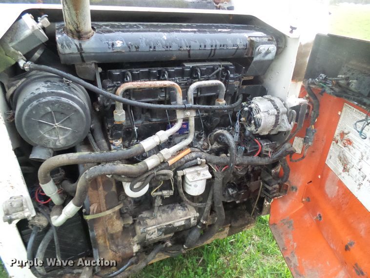 image for item DG5613 Bobcat 873  skid steer