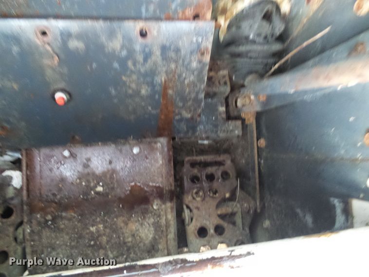 image for item DG5613 Bobcat 873  skid steer