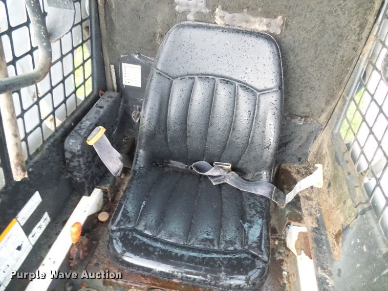 image for item DG5613 Bobcat 873  skid steer