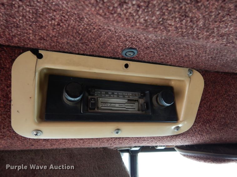 image for item DG6361 1987 International 9300 water truck