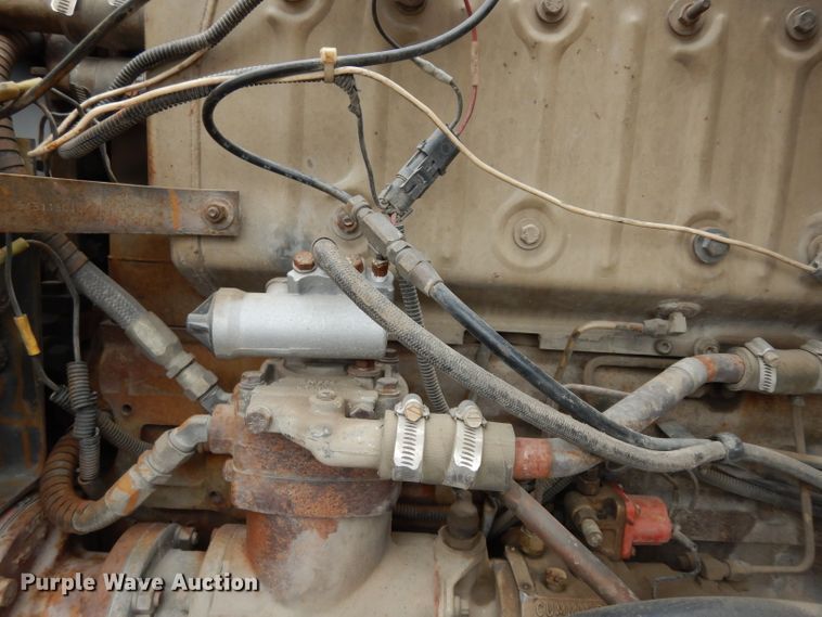 image for item DG6361 1987 International 9300 water truck