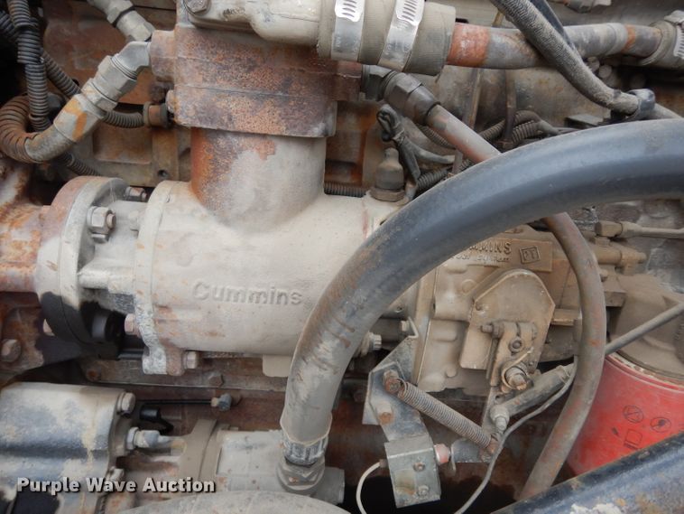 image for item DG6361 1987 International 9300 water truck