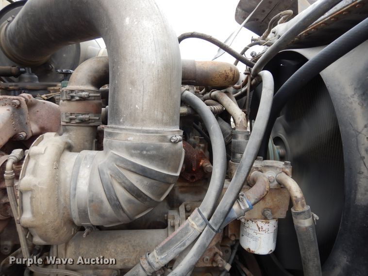 image for item DG6361 1987 International 9300 water truck