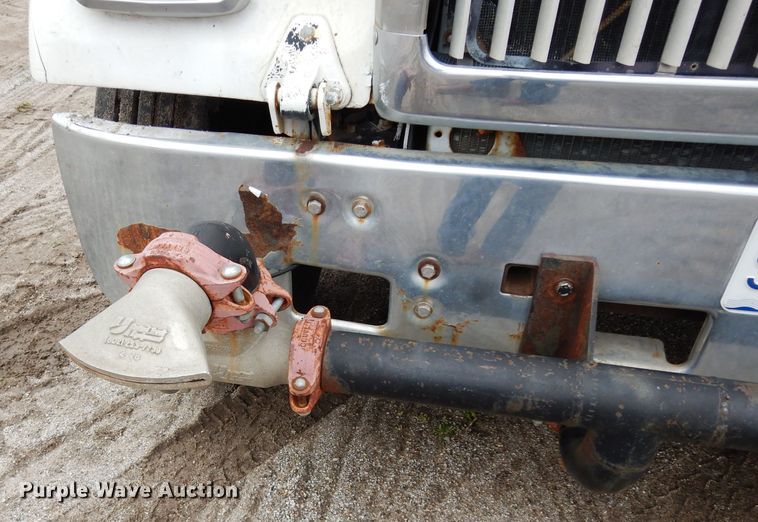 image for item DG6361 1987 International 9300 water truck