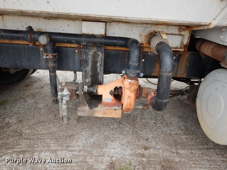 image for item DG6361 1987 International 9300 water truck