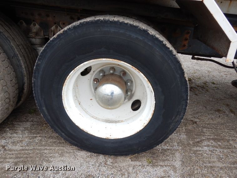 image for item DG6361 1987 International 9300 water truck