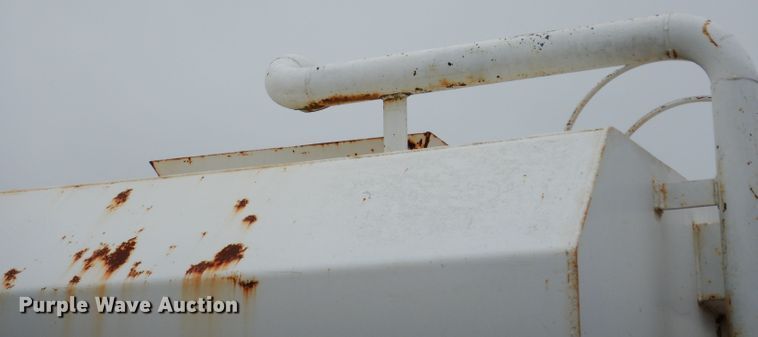 image for item DG6361 1987 International 9300 water truck