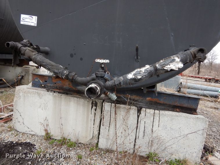 image for item DG6378 Asphalt oil tank