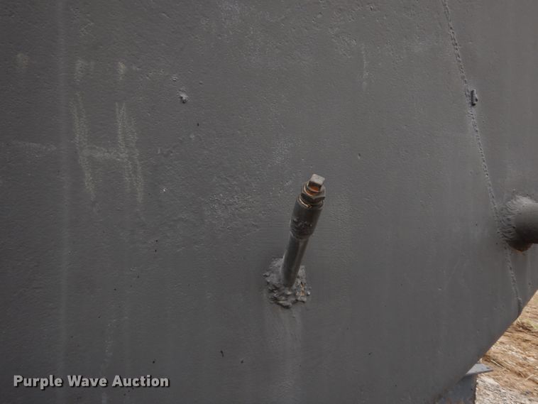 image for item DG6378 Asphalt oil tank