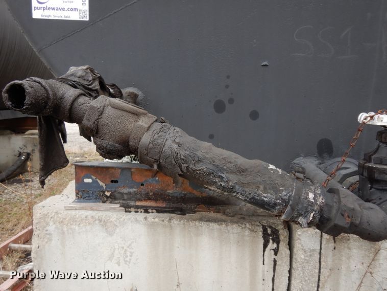 image for item DG6378 Asphalt oil tank