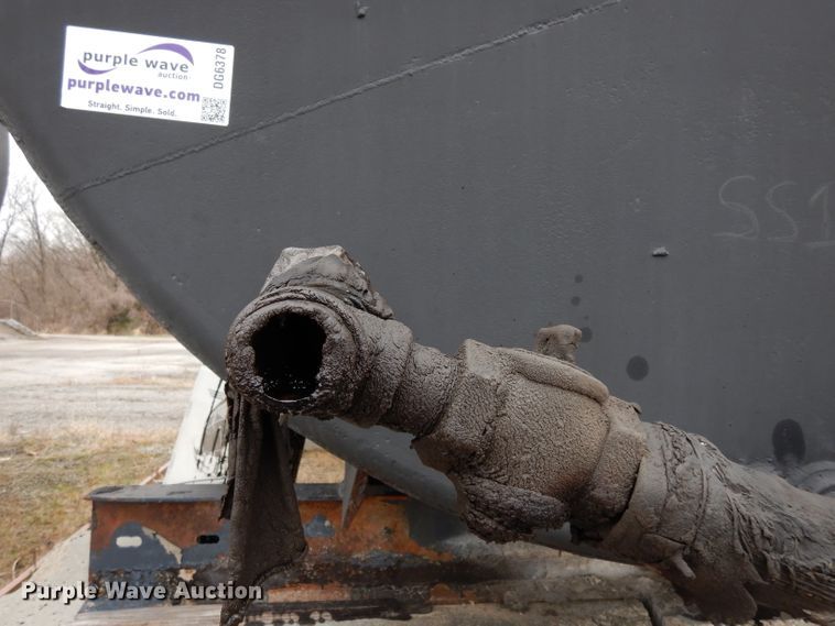 image for item DG6378 Asphalt oil tank