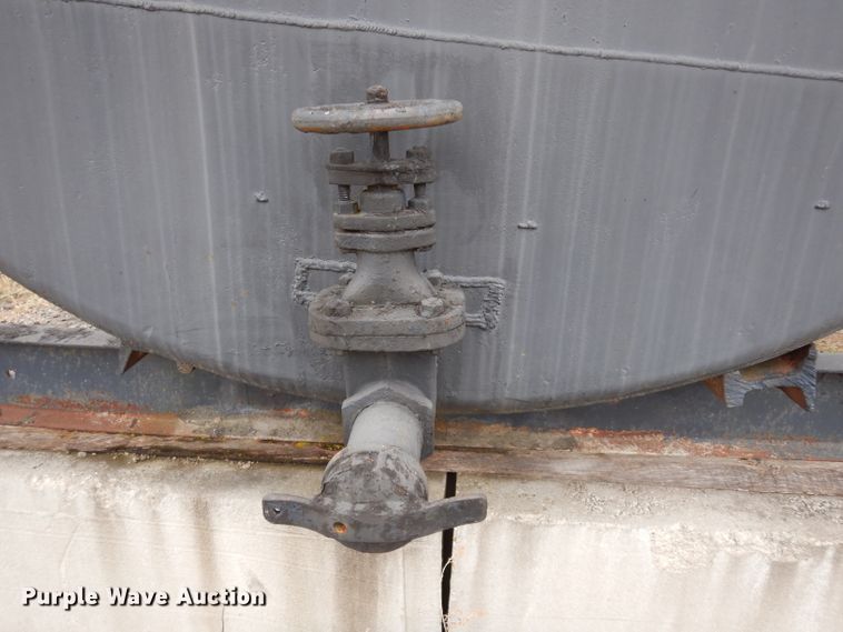 image for item DG6378 Asphalt oil tank