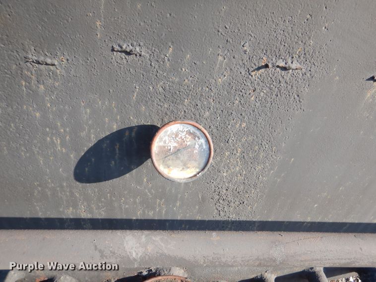 image for item DG6379 Asphalt oil tank