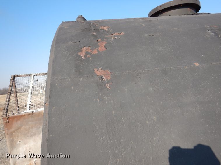 image for item DG6379 Asphalt oil tank