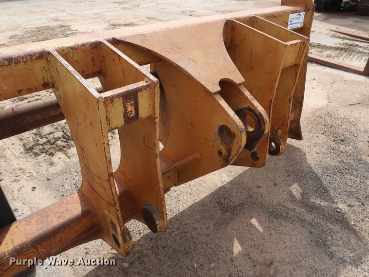 image for item DG7115 Rockland CFHD wheel loader pallet forks