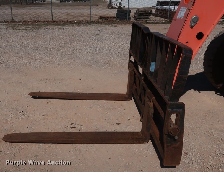 image for item DG7119 2007 JLG G9-43A telehandler