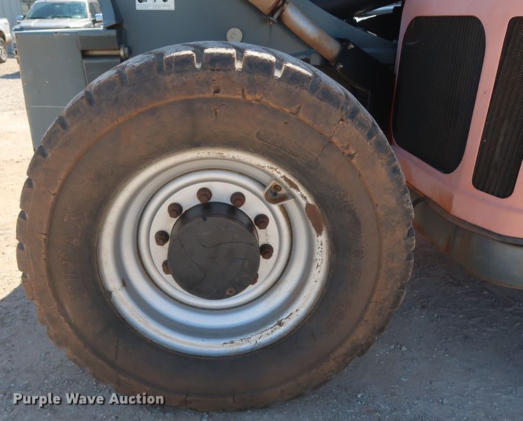 image for item DG7119 2007 JLG G9-43A telehandler