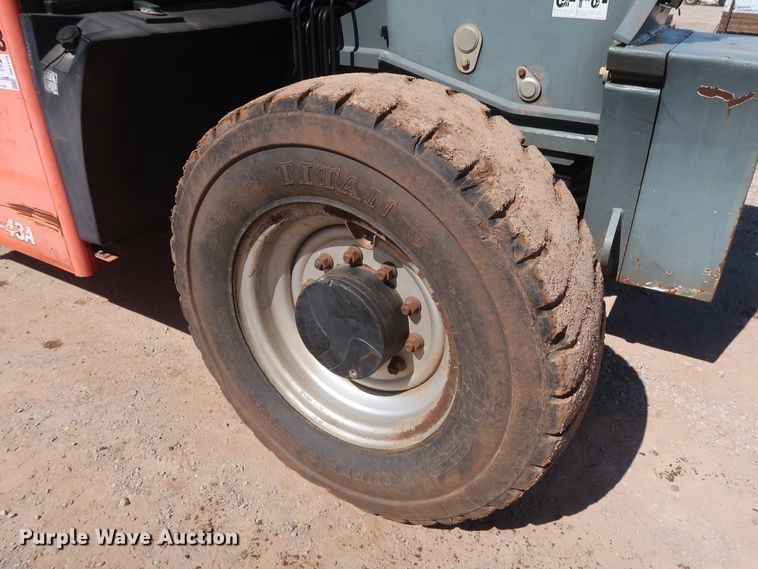 image for item DG7119 2007 JLG G9-43A telehandler