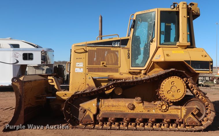 image for item DG7123 2006 Caterpillar D6N XL  crawler dozer