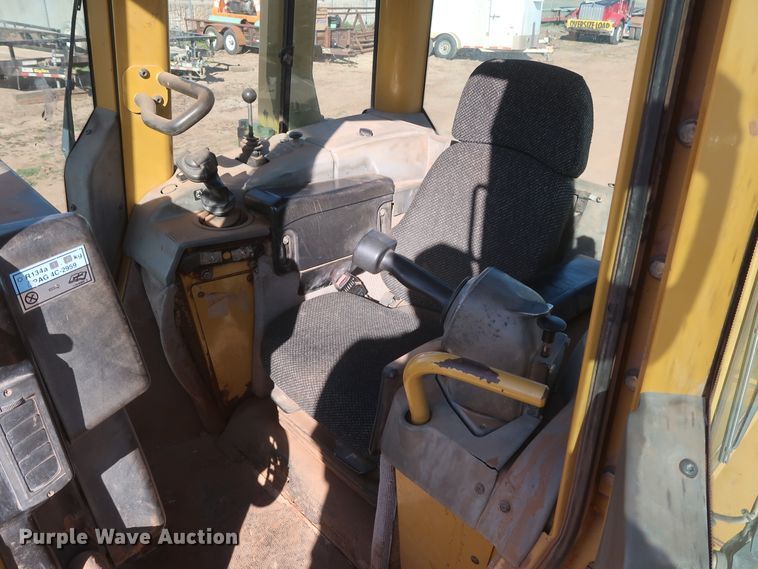 image for item DG7123 2006 Caterpillar D6N XL  crawler dozer