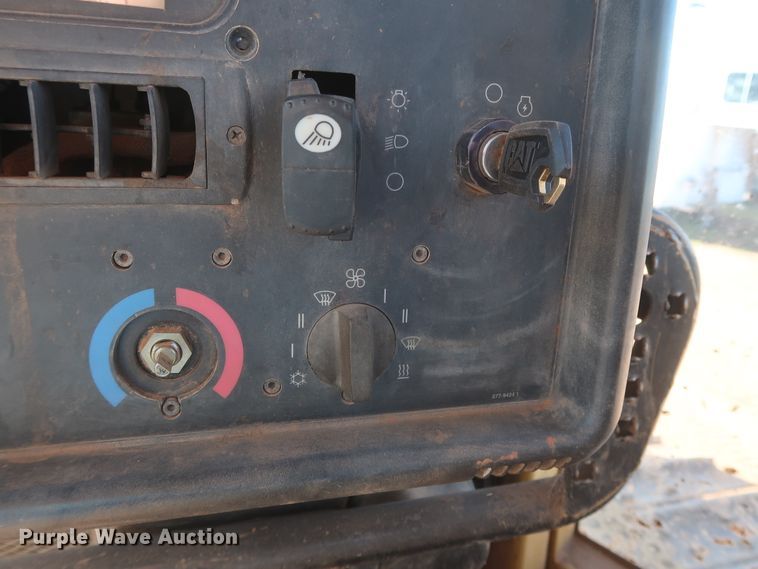 image for item DG7123 2006 Caterpillar D6N XL  crawler dozer