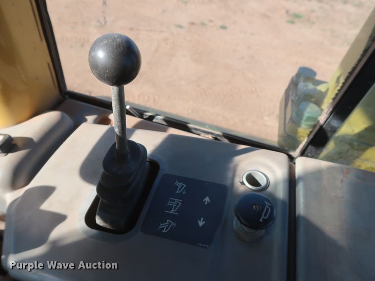 image for item DG7123 2006 Caterpillar D6N XL  crawler dozer