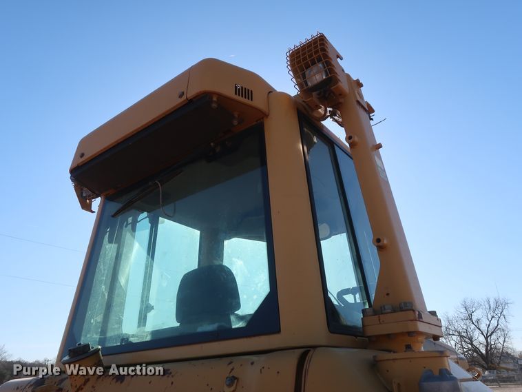 image for item DG7123 2006 Caterpillar D6N XL  crawler dozer