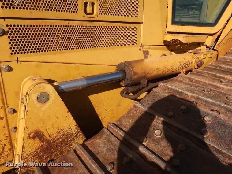 image for item DG7123 2006 Caterpillar D6N XL  crawler dozer