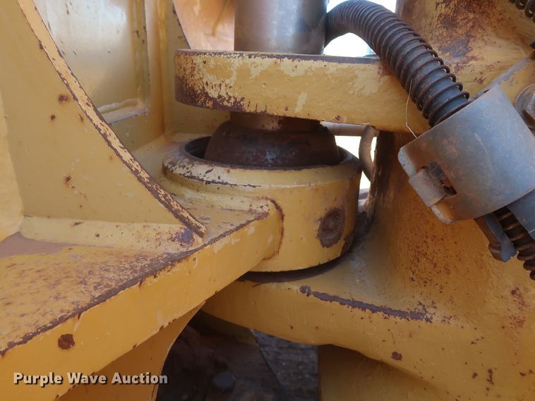 image for item DG7123 2006 Caterpillar D6N XL  crawler dozer