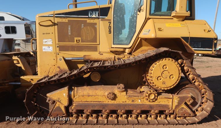 image for item DG7123 2006 Caterpillar D6N XL  crawler dozer