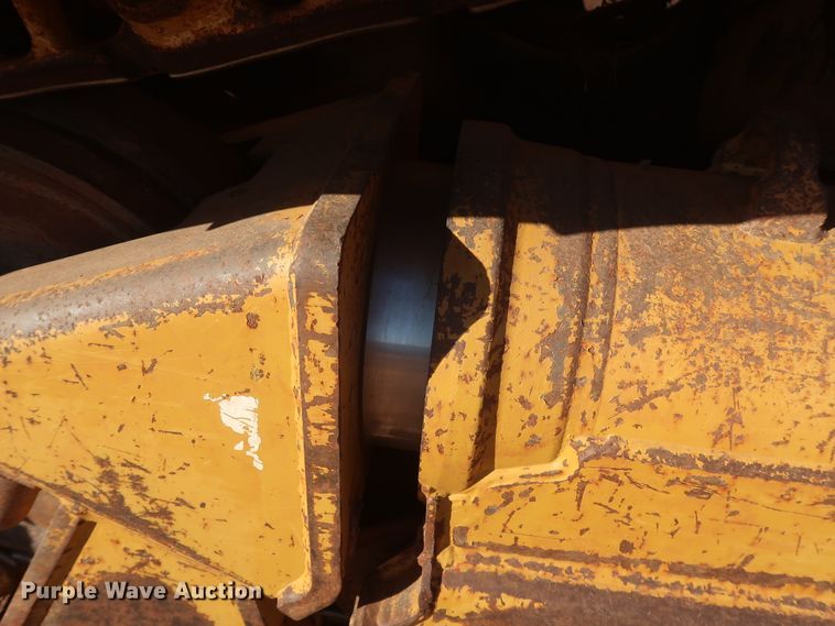 image for item DG7123 2006 Caterpillar D6N XL  crawler dozer