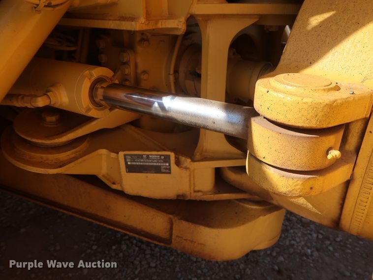 image for item DG7124 2008 Caterpillar 725  water wagon
