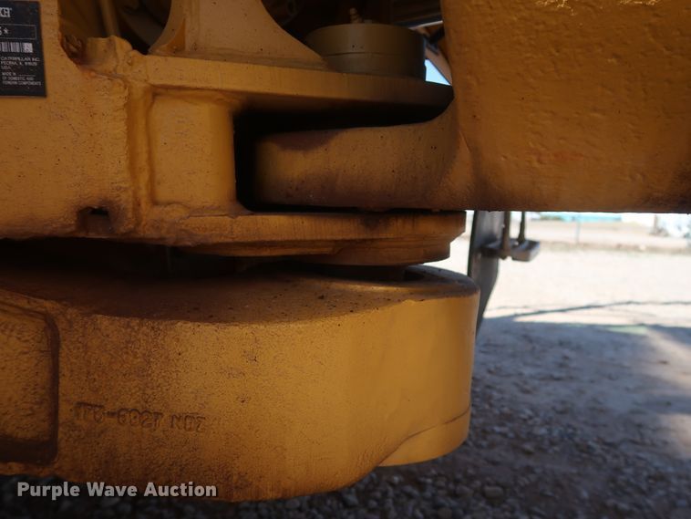 image for item DG7124 2008 Caterpillar 725  water wagon