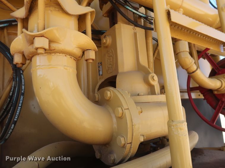 image for item DG7124 2008 Caterpillar 725  water wagon