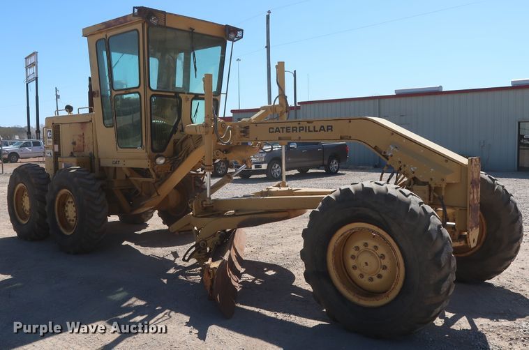 image for item DG7128 1982 Caterpillar 120G motor grader
